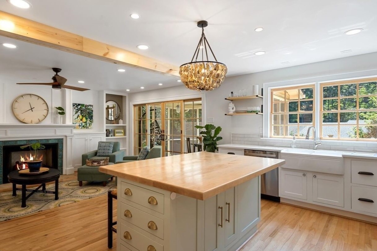 Inset Kitchen with Farm Sink