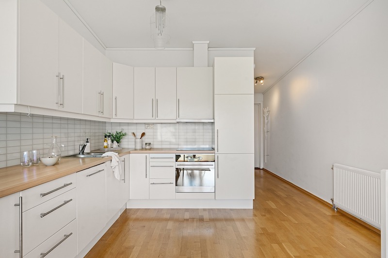 Blind corner kitchen cabinet