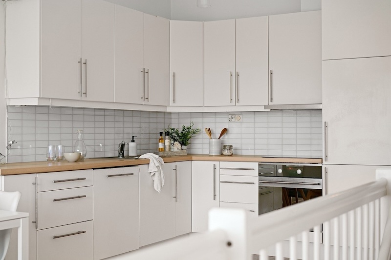 Plywood Cabinets vs. Particle Board Cabinets